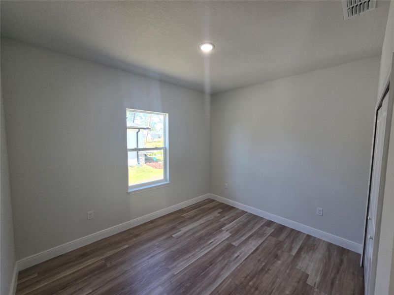 Spacious, unfurnished interior of a new home in , Ocala (Image 29).