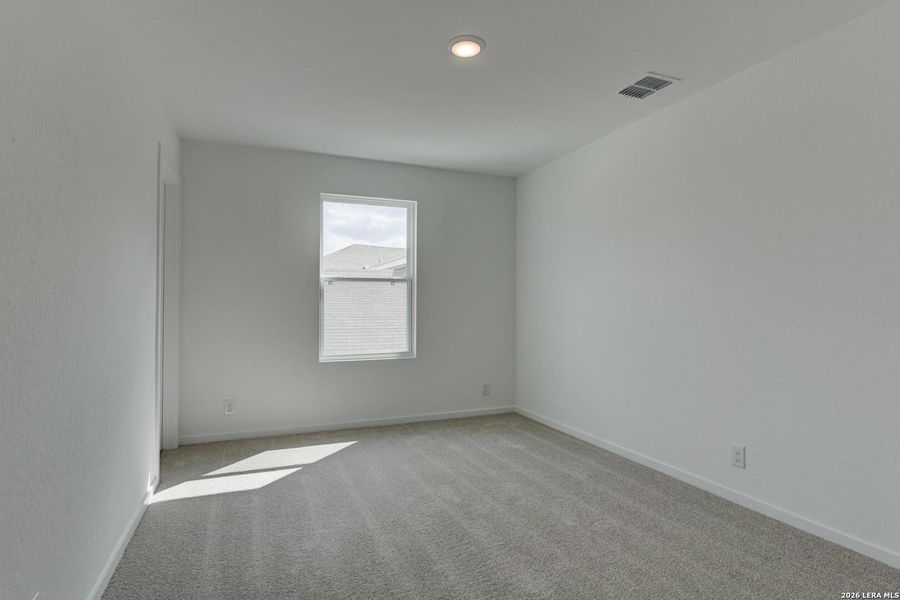 Spacious, unfurnished interior of a new home in Hennersby Hollow, San Antonio (Image 27). Spacious, unfurnished interior of a new home in Hennersby Hollow, San Antonio (Image 27).
