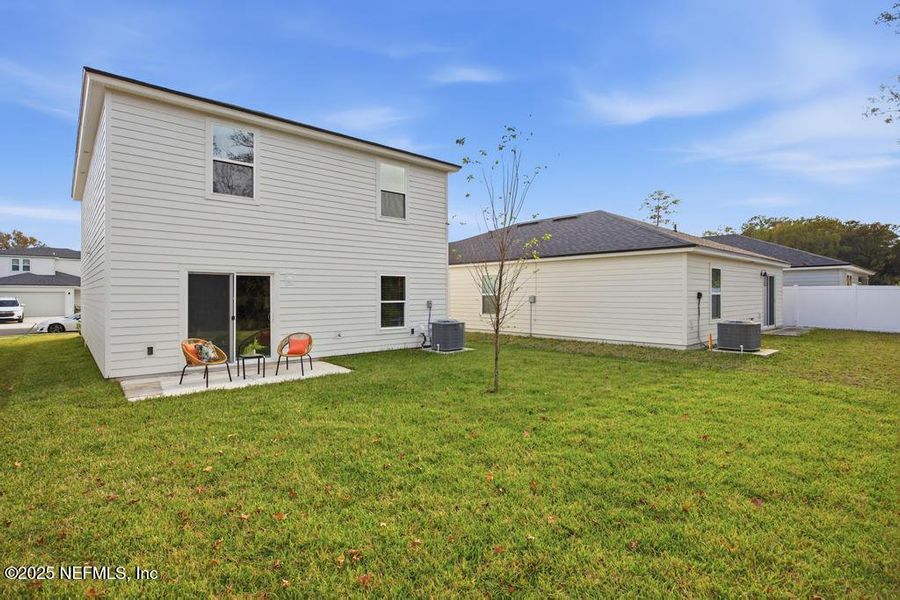 Exterior details and patio area of a home in Kings Landing, Jacksonville (Image 4). Exterior details and patio area of a home in Kings Landing, Jacksonville (Image 4).