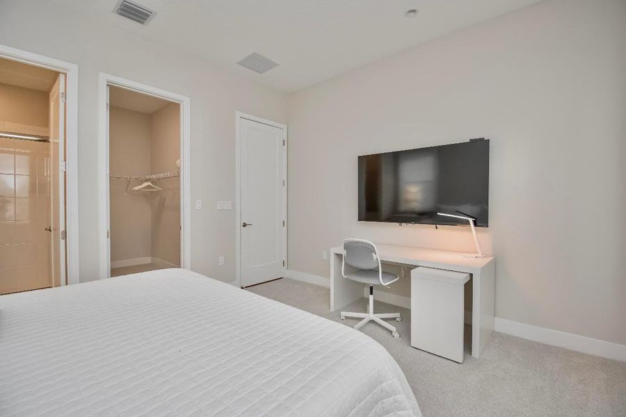 Guess Room
