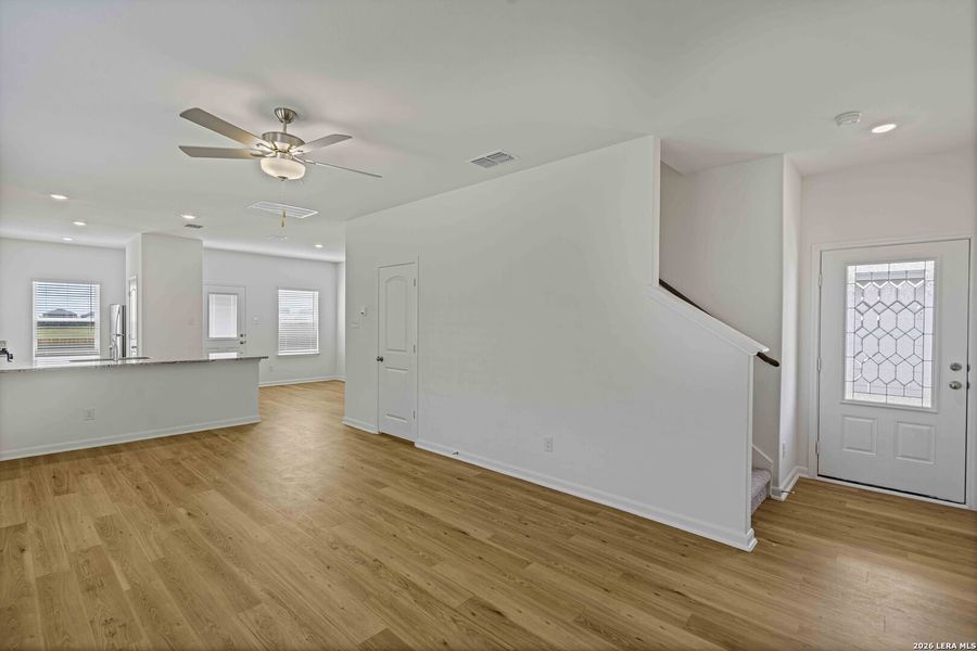 Spacious, unfurnished interior of a new home in , San Antonio (Image 24).