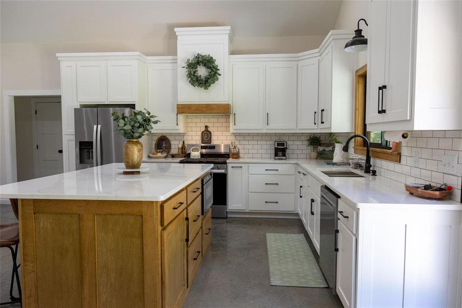 Furnished interior view inside a new home in , Powderly (Image 17).