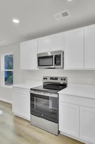 Furnished interior view inside a new home in , Ladson (Image 11). Furnished interior view inside a new home in , Ladson (Image 11).