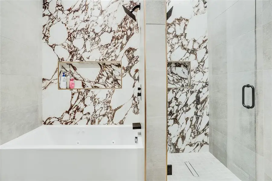 Furnished interior view inside a new home in , Dallas (Image 16).