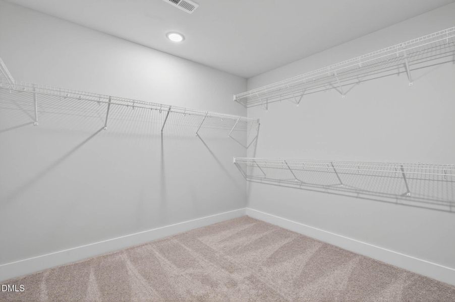 DC 39 Apex Interior-07