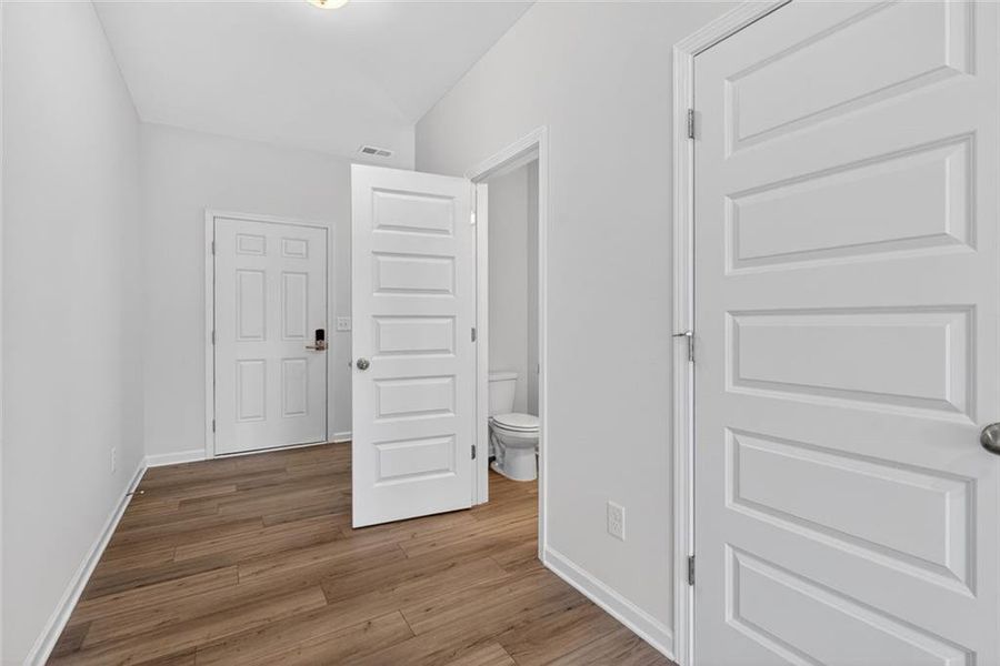Spacious, unfurnished interior of a new home in North Haven, Rome (Image 12). Spacious, unfurnished interior of a new home in North Haven, Rome (Image 12).