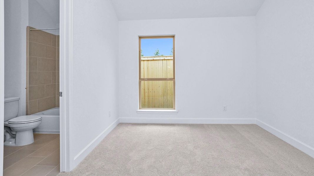 Spacious, unfurnished interior of a new home in Kresston, Montgomery (Image 13).