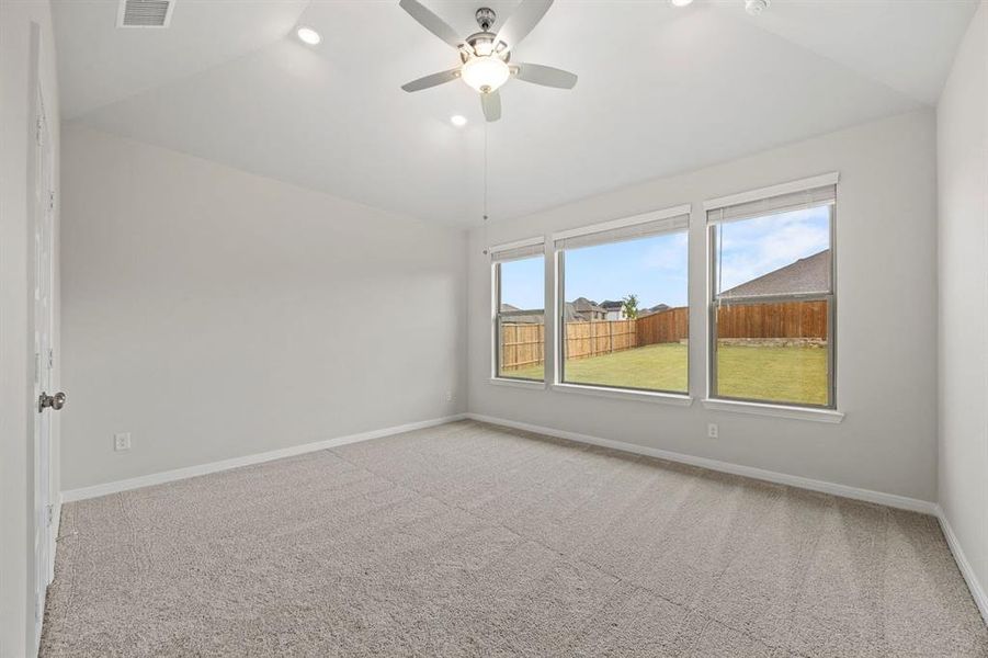 24-web-or-mls-1423-foxglove-pk 24-web-or-mls-1423-foxglove-pk