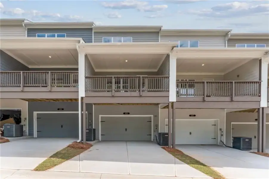 Image 19 of a home in Townes at South Main.