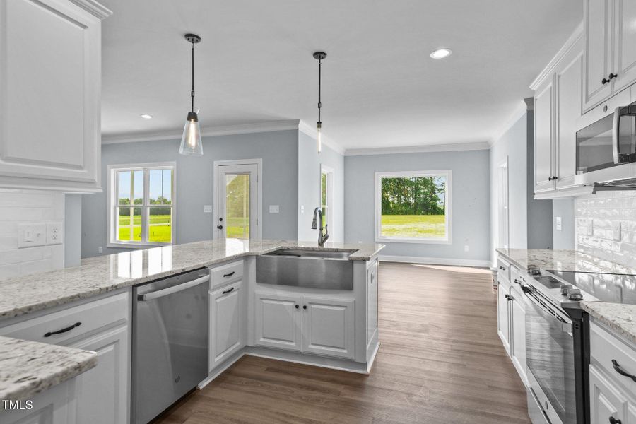 8-web-or-mls-_S0A1095