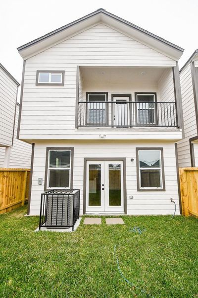 Front exterior of a new home in , Houston, TX, highlighting curb appeal (Image 23). Front exterior of a new home in , Houston, TX, highlighting curb appeal (Image 23).