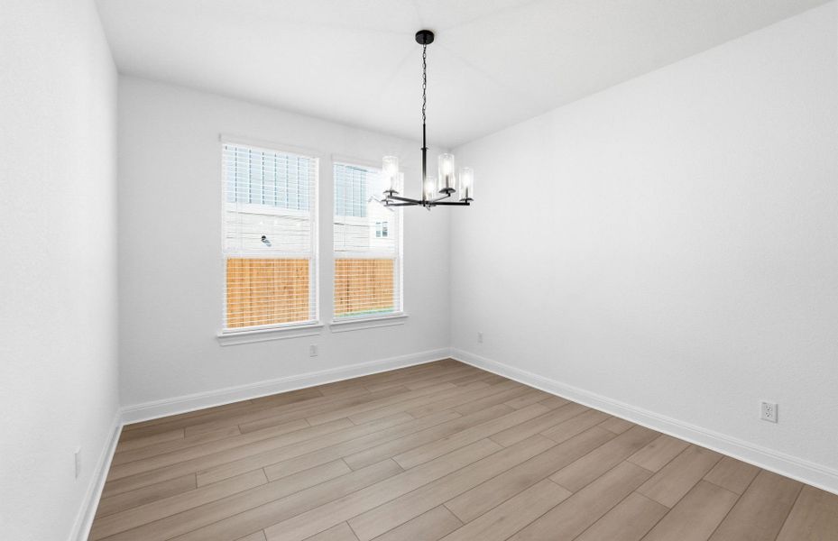 Spacious, unfurnished interior of a new home in Santa Rita Ranch, Liberty Hill (Image 37).