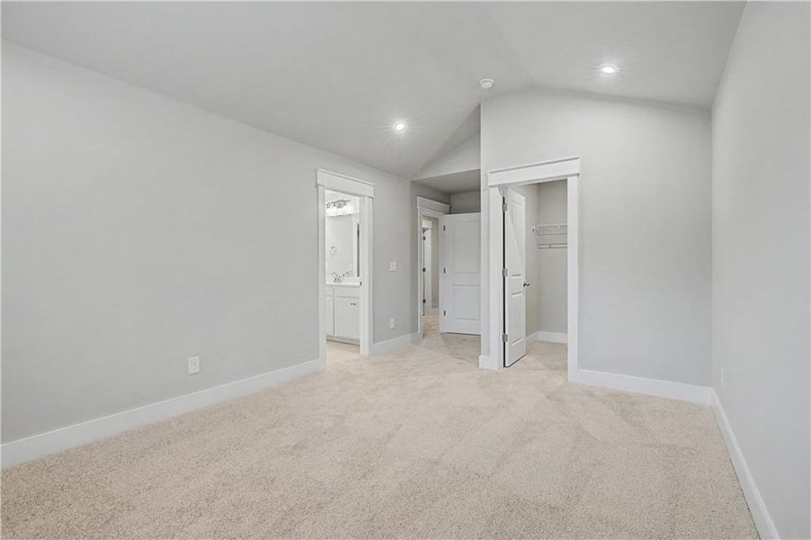 Spacious, unfurnished interior of a new home in Springside Reserve, Powder Springs (Image 36).