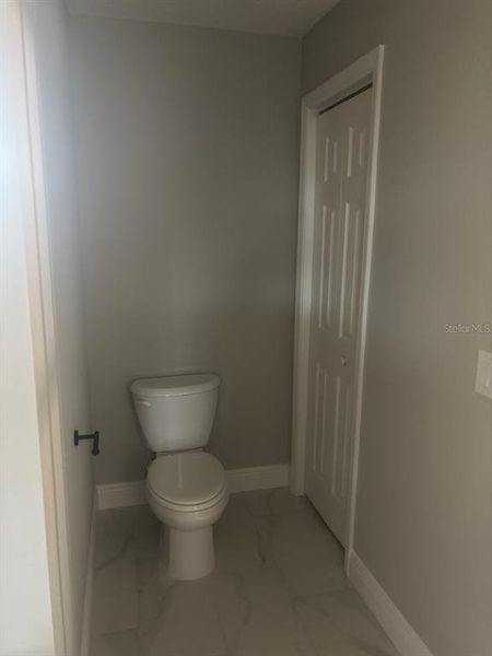 Furnished interior view inside a new home in , Dunnellon (Image 11).