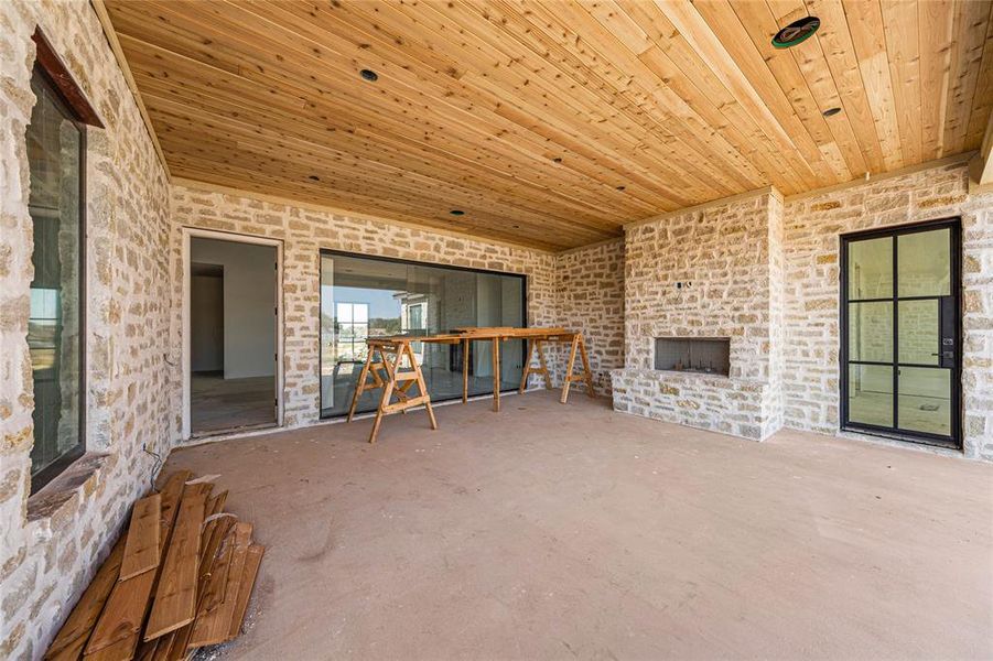 Exterior details and patio area of a home in , Woodway (Image 3).