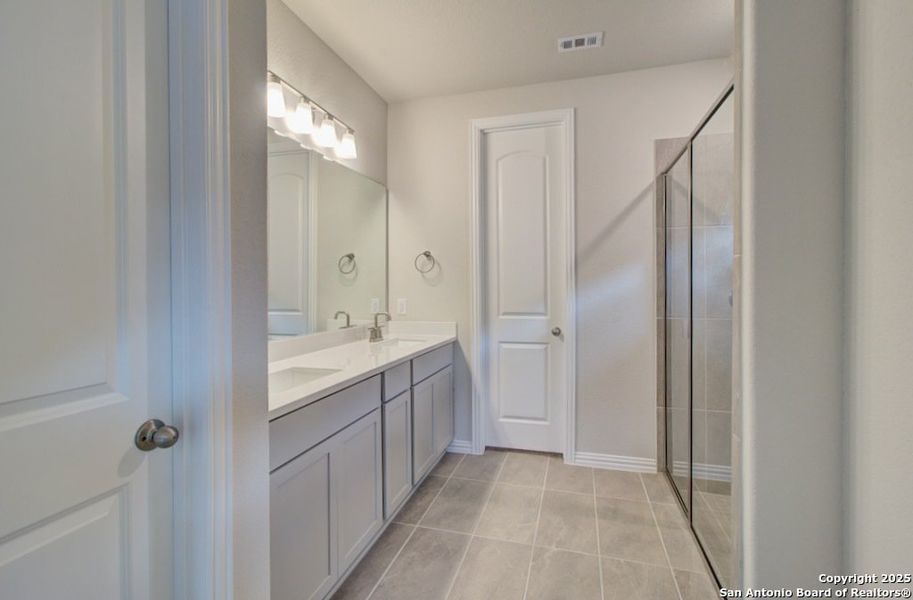 Furnished interior view inside a new home in Clear Creek, New Braunfels (Image 4). Furnished interior view inside a new home in Clear Creek, New Braunfels (Image 4).