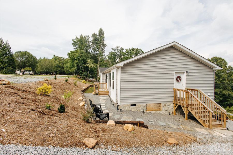 Image 27 of a home in .