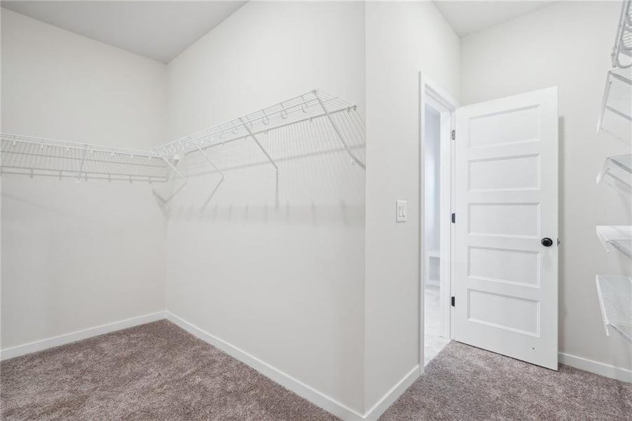 Spacious, unfurnished interior of a new home in Summerlin, Winder (Image 54).