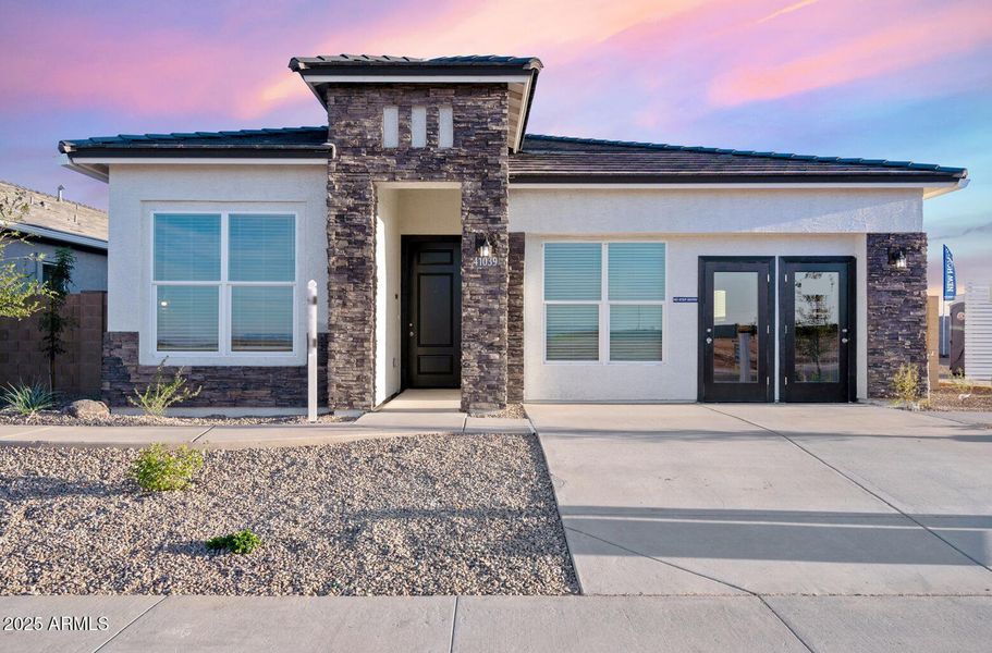 41039 W Sunland 41039 W Sunland