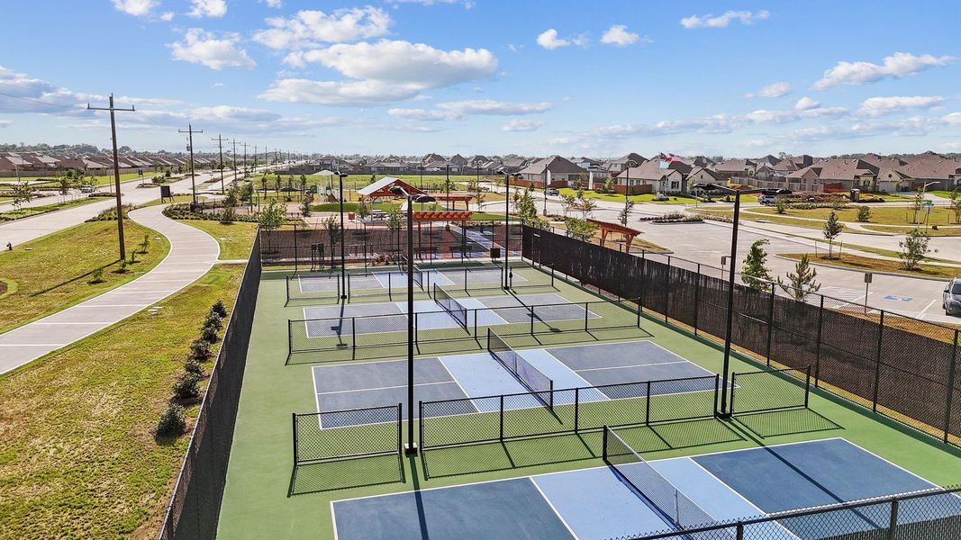Enjoy access to top-tier amenities including tennis courts, volleyball courts, scenic walking trails, tranquil lakes, and so much more. Plus, benefit from outstanding schools for all ages in a vibrant, family-friendly community. The lifestyle you've been waiting for is here! Enjoy access to top-tier amenities including tennis courts, volleyball courts, scenic walking trails, tranquil lakes, and so much more. Plus, benefit from outstanding schools for all ages in a vibrant, family-friendly community. The lifestyle you've been waiting for is here!