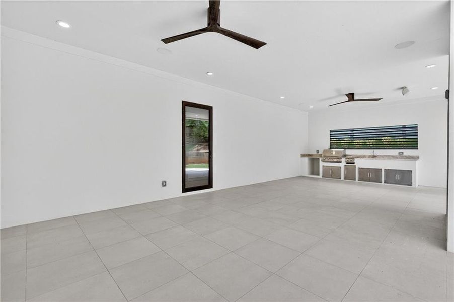 Spacious, unfurnished interior of a new home in , Sugar Hill (Image 68).