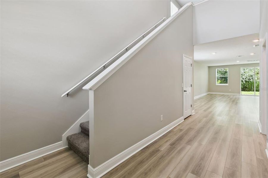 Spacious, unfurnished interior of a new home in , Daytona Beach (Image 33).