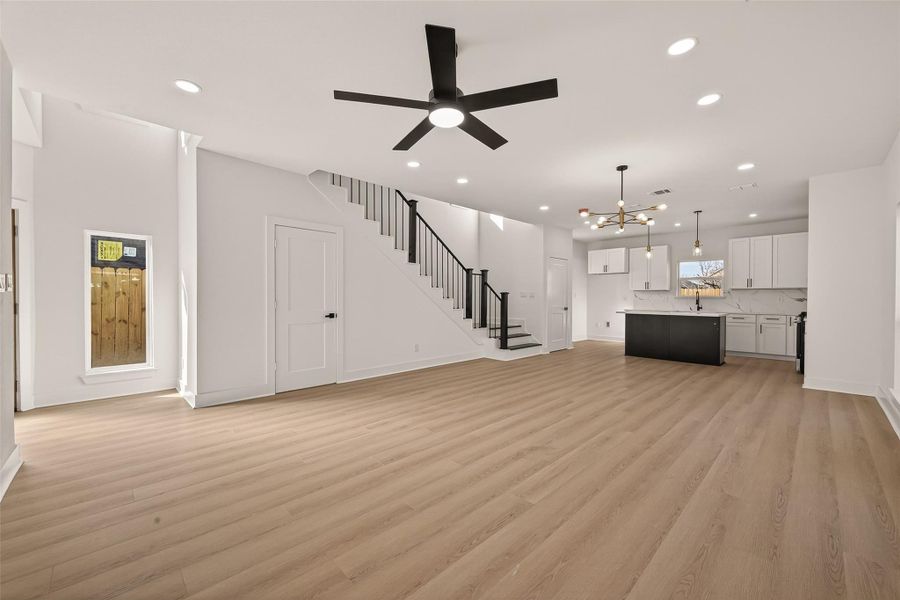 Spacious, unfurnished interior of a new home in , Houston (Image 14).