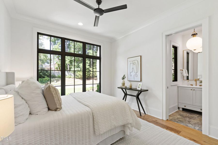 Tanbark (17) Tanbark (17)