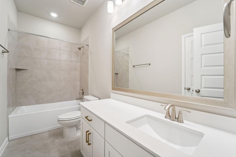 Furnished interior view inside a new home in Spring Brook Village - Luxe Series, Houston (Image 12). Furnished interior view inside a new home in Spring Brook Village - Luxe Series, Houston (Image 12).