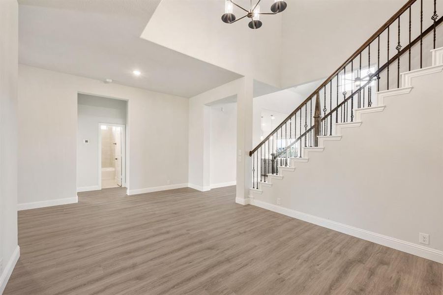 Spacious, unfurnished interior of a new home in Coyote Crossing, Godley (Image 29).