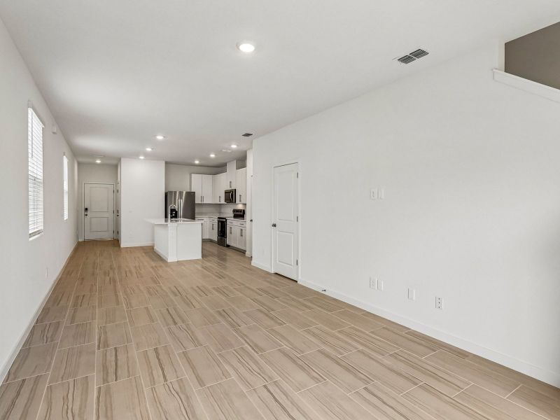 Spacious, unfurnished interior of a new home in The District at Oakleaf - The Commons, Middleburg (Image 10). Spacious, unfurnished interior of a new home in The District at Oakleaf - The Commons, Middleburg (Image 10).