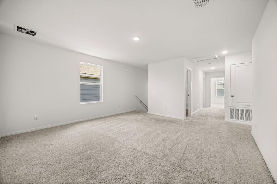 Image 36 of a home in Cottonwood Farms.