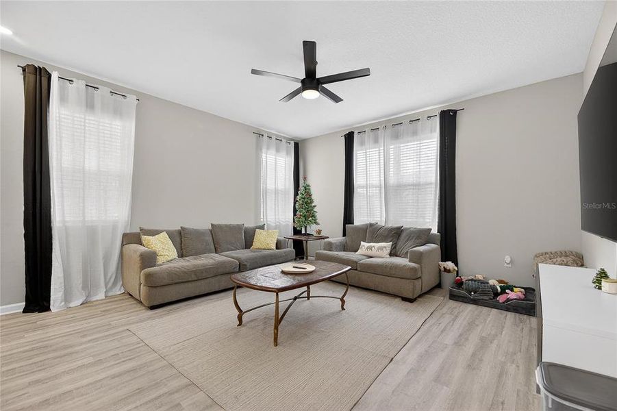 Furnished interior view inside a new home in , Apollo Beach (Image 6).