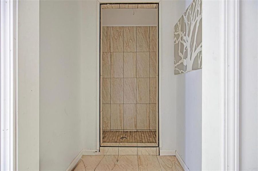 Image 22 of a home in .