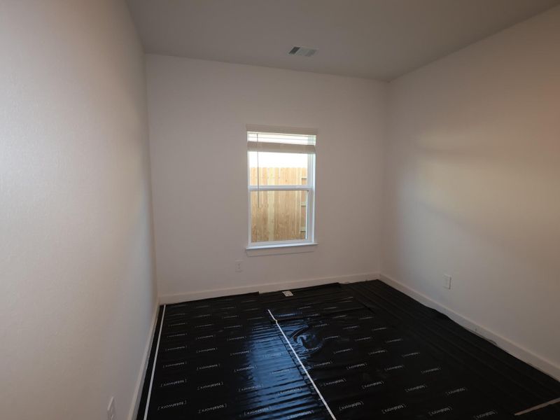 Image 19 of a home in Lone Star Landing. Image 19 of a home in Lone Star Landing.