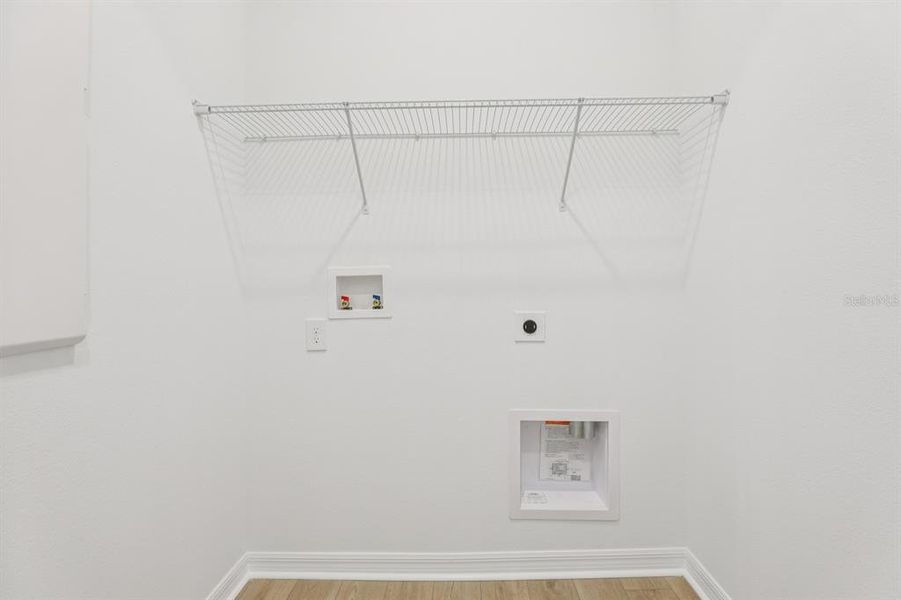 Spacious, unfurnished interior of a new home in Weslyn Park Single Family, St. Cloud (Image 18).