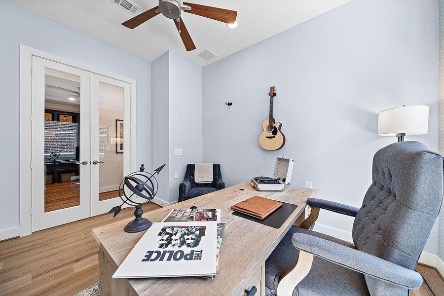 Representative furnished interior of a home built from the Bluebell by Caldwell Homes in Chambers Creek, Willis (Image 19). Representative furnished interior of a home built from the Bluebell by Caldwell Homes in Chambers Creek, Willis (Image 19).