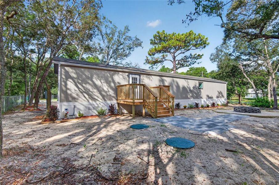 Exterior details and patio area of a home in , Homosassa (Image 18). Exterior details and patio area of a home in , Homosassa (Image 18).