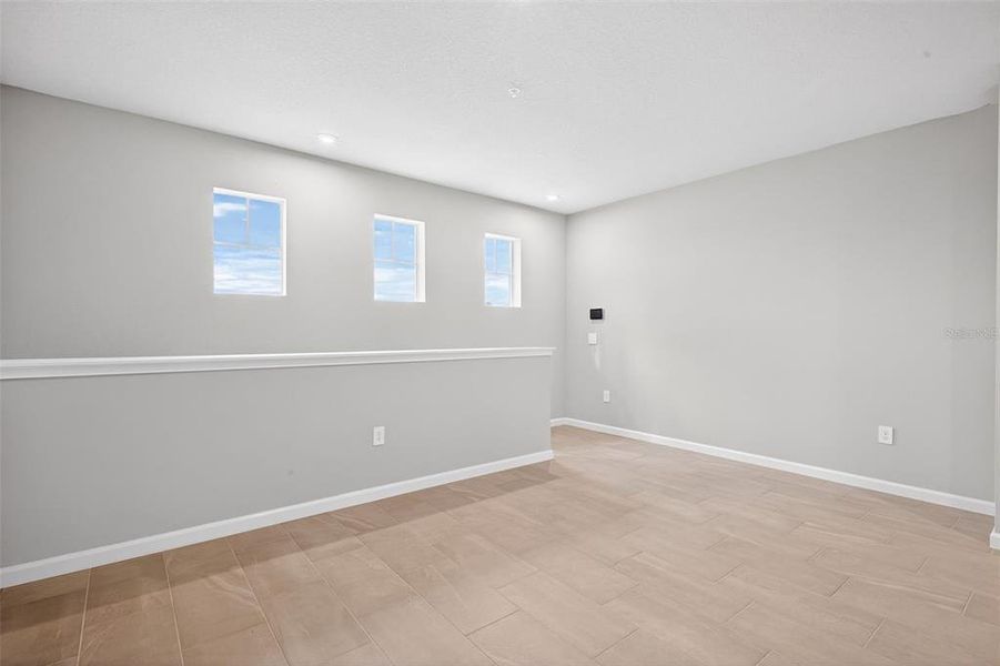 Spacious, unfurnished interior of a new home in Wellen Park, Venice (Image 17). Spacious, unfurnished interior of a new home in Wellen Park, Venice (Image 17).