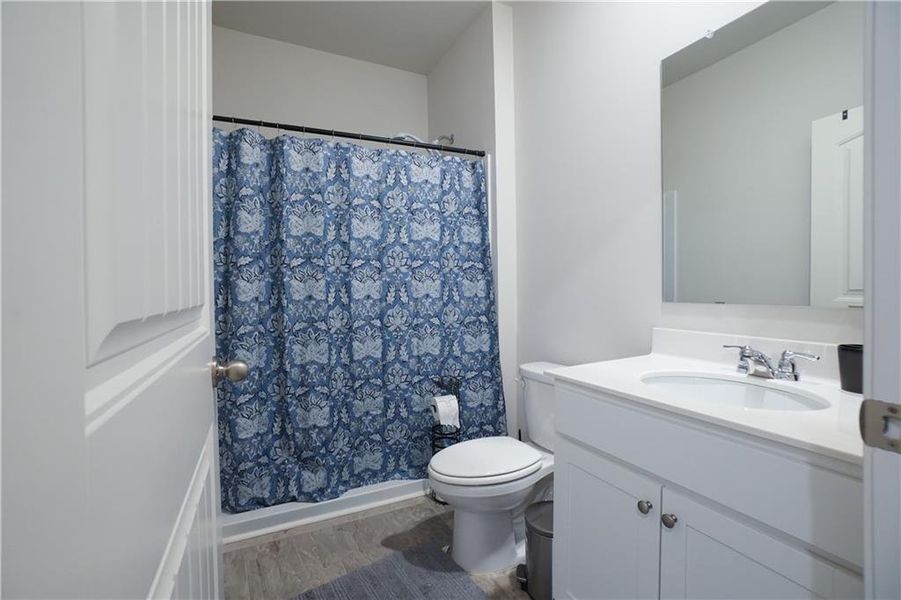 Furnished interior view inside a new home in , Braselton (Image 7).