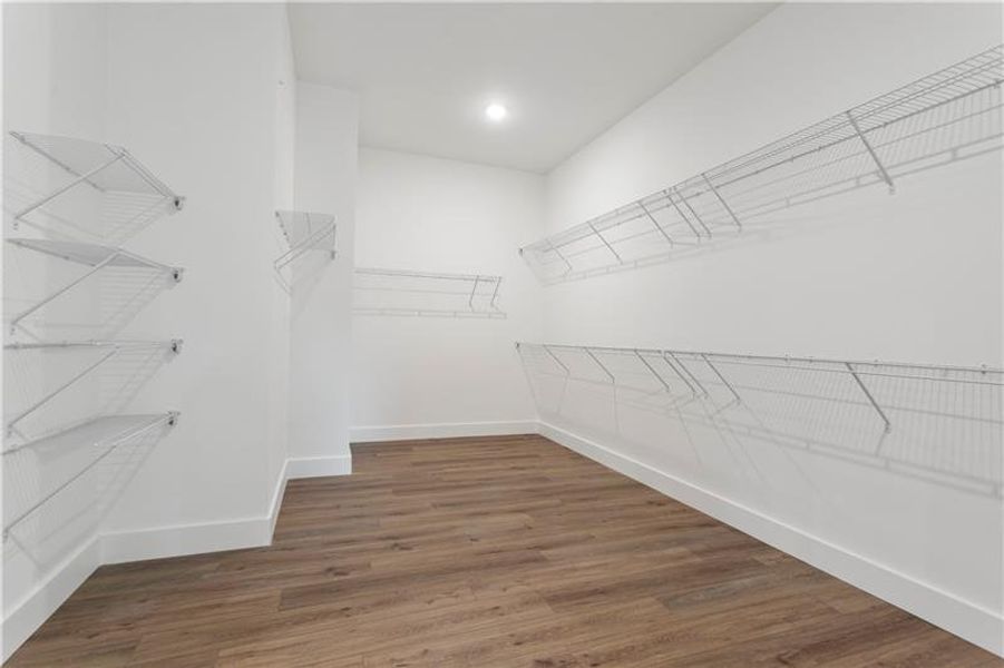 Spacious, unfurnished interior of a new home in , Carrollton (Image 25).