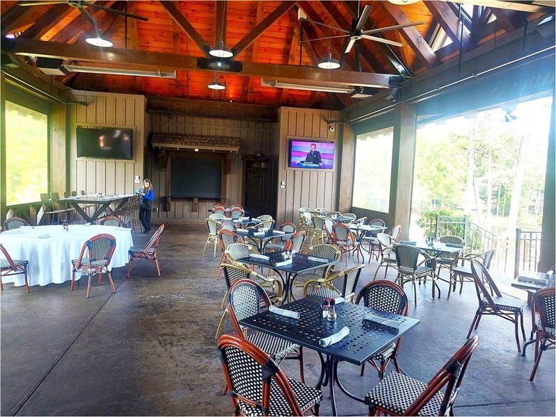 Community amenities in , Jasper (Image 15).