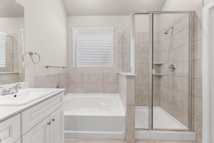 Furnished interior view inside a new home in Avondale, Fate (Image 13).