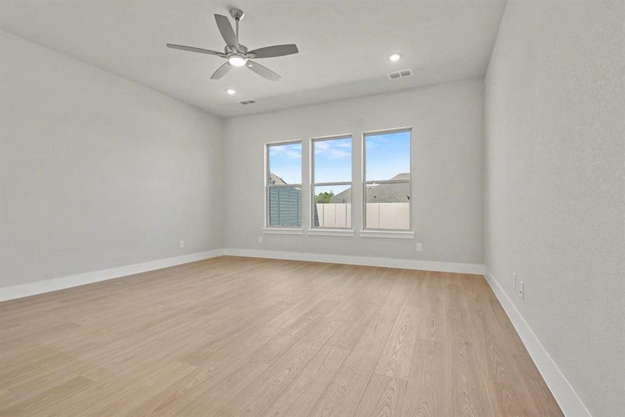 Spacious, unfurnished interior of a new home in , McKinney (Image 35).