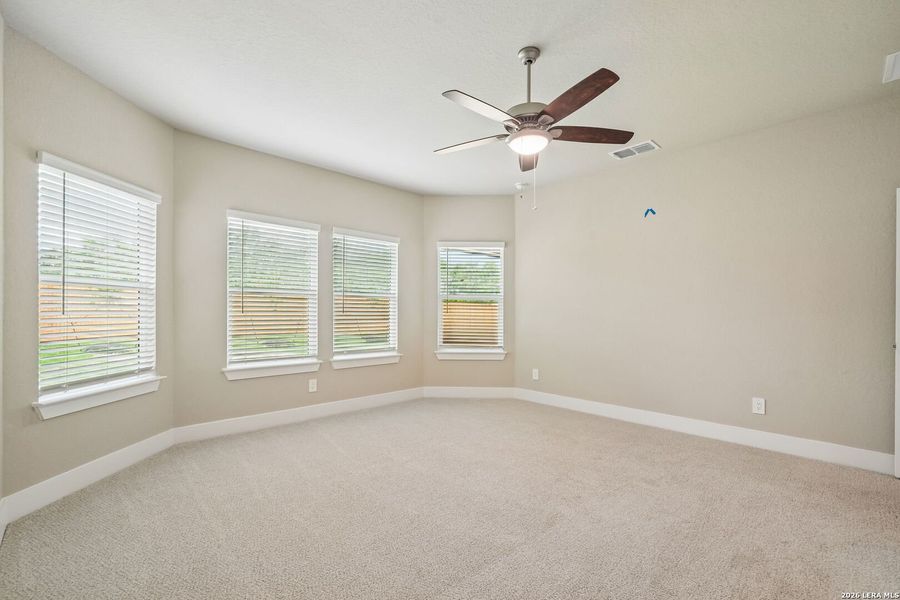 Spacious, unfurnished interior of a new home in Stetson Ridge, Marion (Image 28).