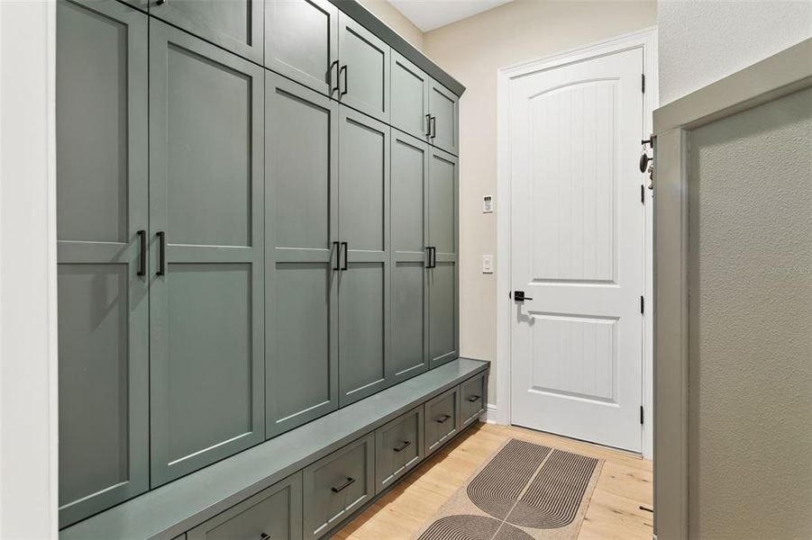 Furnished interior view inside a new home in , Wesley Chapel (Image 15).