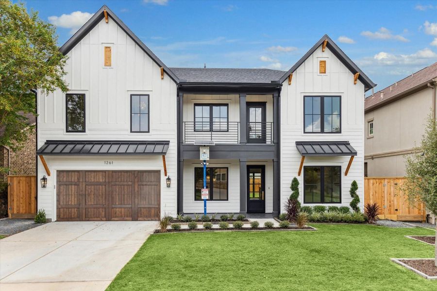 Come see 1261 Wakefield today! Come see 1261 Wakefield today!