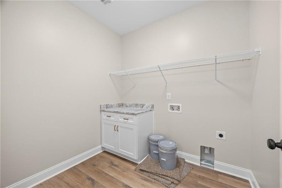 Image 70 of a home in .