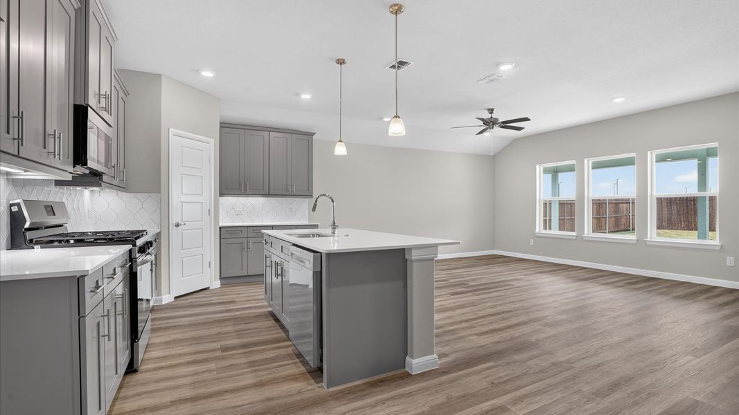 Furnished interior view inside a new home in Sandstone Estates, Granbury (Image 7).