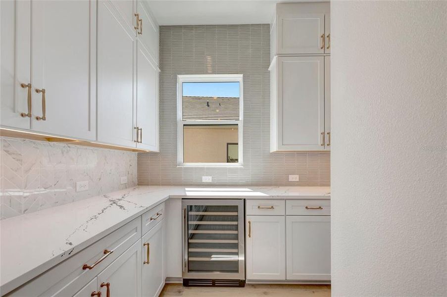 Furnished interior view inside a new home in Palmera Wellen Park – Executive Series, Venice (Image 10). Furnished interior view inside a new home in Palmera Wellen Park – Executive Series, Venice (Image 10).